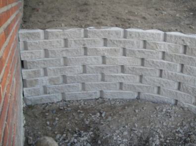 mur